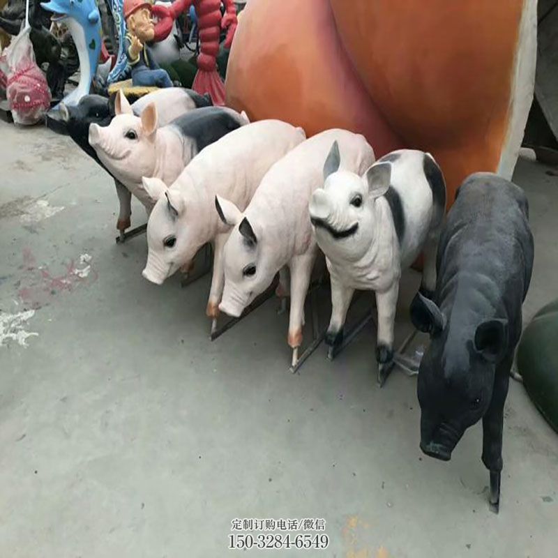 企业猪雕塑 动物雕塑展示提供 景观镂空玻璃钢猪雕塑定做