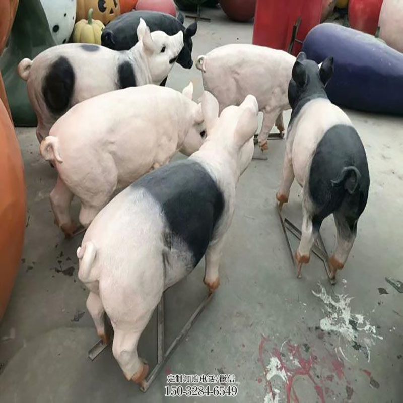 小猪雕塑 动物雕塑底座订做 各类玻璃钢猪雕塑标准