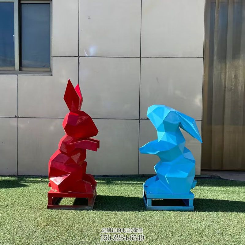 兔子雕塑工艺 城市广场动物雕塑提供 景区玻璃钢兔子雕塑优选