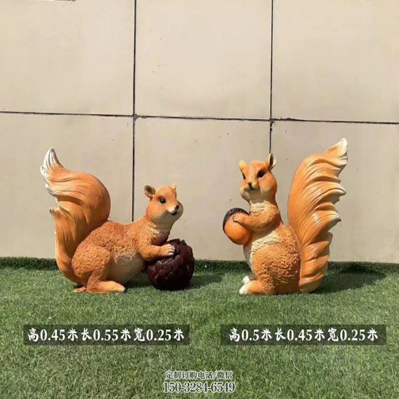 钢铸松鼠雕塑 动物雕塑工艺服务商 公园景观玻璃钢松鼠雕塑供求