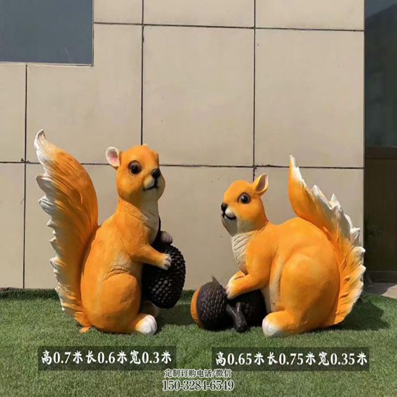 中式松鼠雕塑 园林景观动物雕塑精选 园林玻璃钢松鼠雕塑摆件订做
